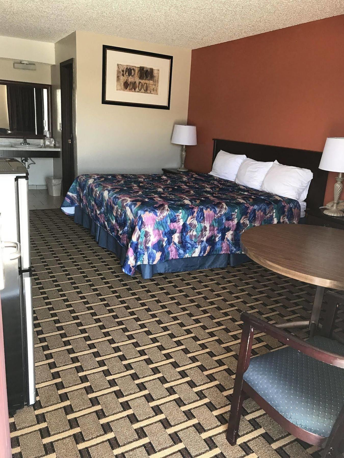 Relax Inn Henryetta Bagian luar foto